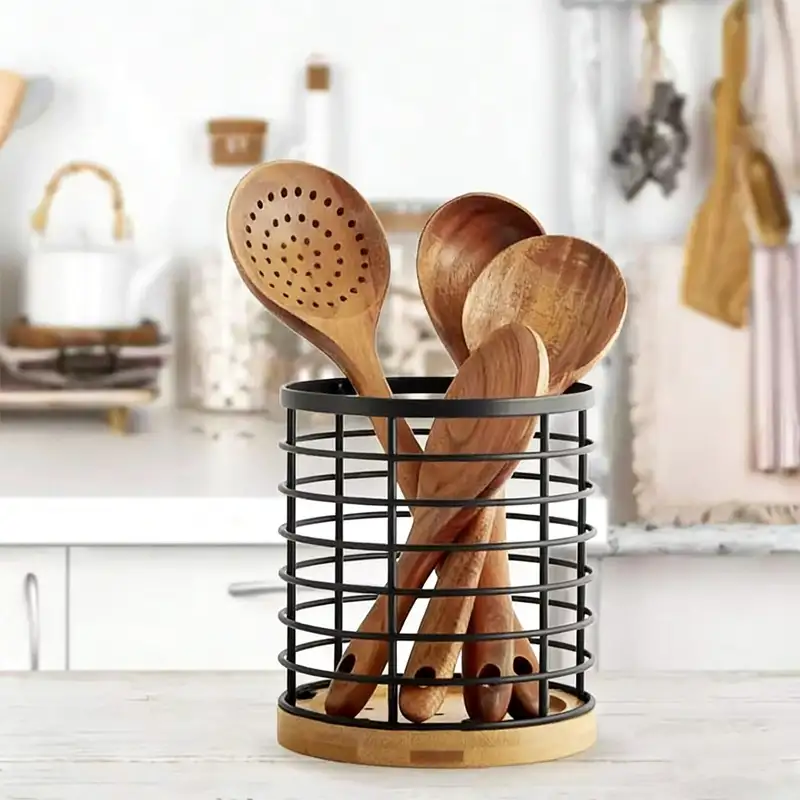 Porte-ustensiles en fil métallique avec base en bois